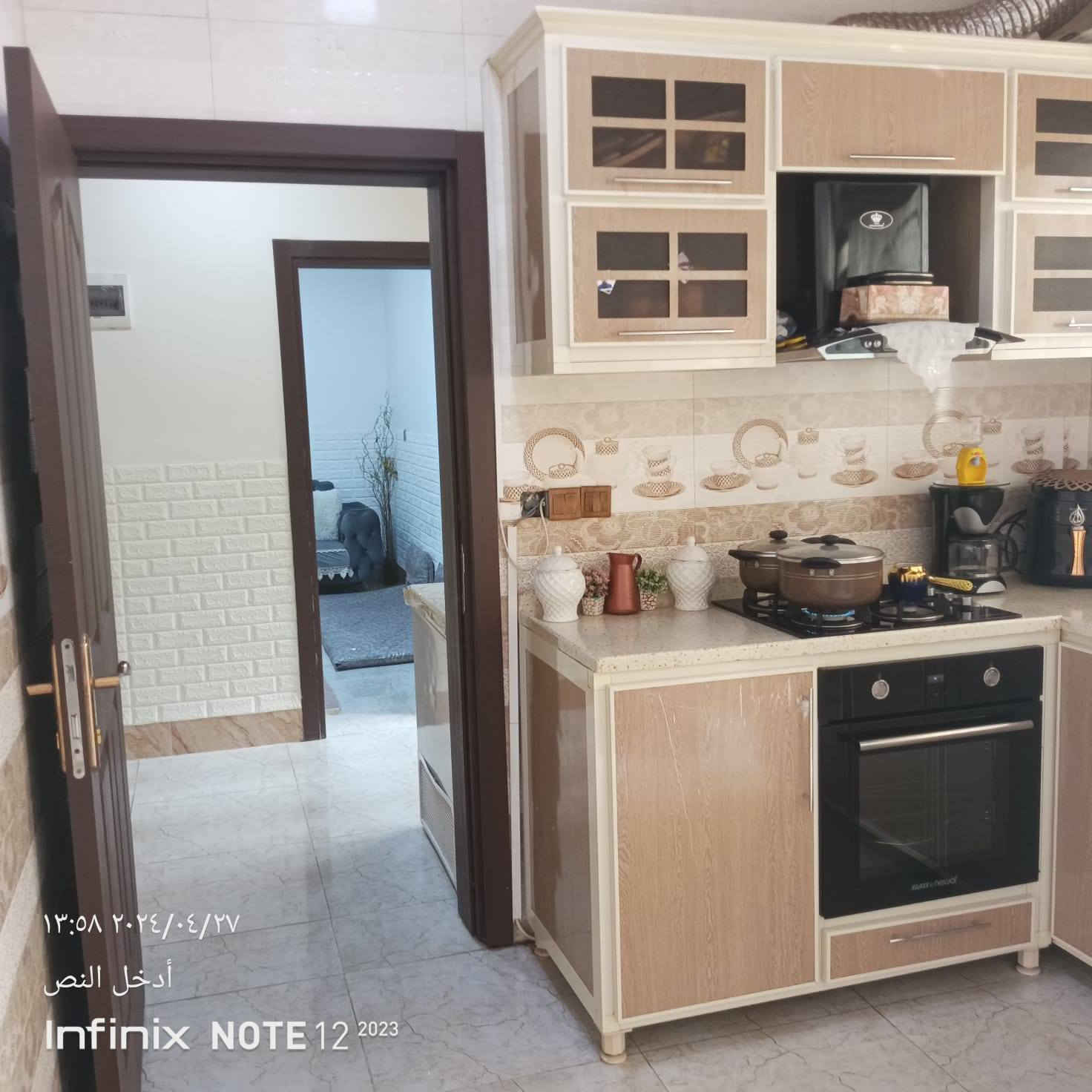 🌹دار طابوا
 للبيع بناء حديث🌹
طابقين 💮المحتويات💮
الطابق الأول غرفة نوم ومطبخ واستقبال وهول وصحيات داخليه وخارجيه وكراج
الطابق الثاني ///غرفة نوم عدد ٣وهول وصحيات
____--------------------------)))) - - -
المساحه( ١٠٠متر مربع))
الواجه (١٠)متر
موقع الدار :_كركوك منطقة ال55 بالقرب من مجمع المدارس وشارع الكوسترات
السعر //١٠٦.مليون
نوع العقار (طابوا ماك صرف)


**إذا كنت صاحب هذا الإعلان وتريد حذفه لأي سبب، رجاءا أرسل رسالة إلى الدعم الفني**