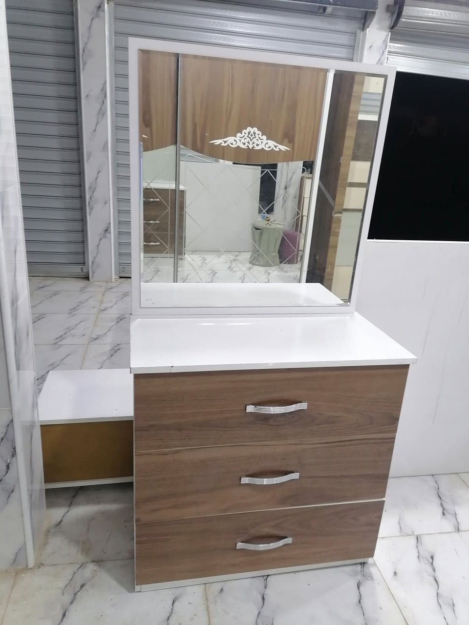 السلام عليكم.. متوفر غرفة تركية حيل نظيفة مابيها اي ضرر الابواب سلايت ٦ قطع سعرها ٣٥٠الف سعر نهائي الشد والنقل مجاني داخل الموصل للي يحب يتواصل مع صاحبها يراسلني خاص


**إذا كنت صاحب هذا الإعلان وتريد حذفه لأي سبب، رجاءا أرسل رسالة إلى الدعم الفني**