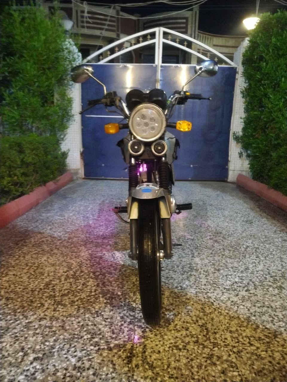 دراجة دايوان عضم 2023
مع نضام GBS
للبيع السعر (900الف)مستعجل على البيع
تاخذهه من البيت العنوان بغداد الكراده
تلفون ***********
