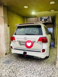 تحيه طيبه :::للبيع لاندكروز  موديل 2015مكفوله كفاله عامه رقم بغداد بأس...