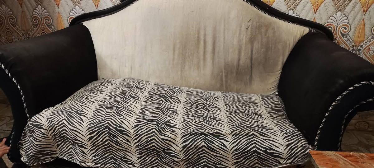 تخم 4 مقاعد
السعر 60


**إذا كنت صاحب هذا الإعلان وتريد حذفه لأي سبب، رجاءا أرسل رسالة إلى الدعم الفني**