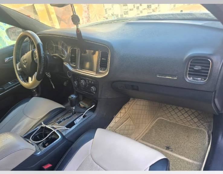 سلام عليكم 
سيارة للبيع السعر 160
 موديل 2011 مكفول من كلشي من مكينه كير اكسن حداديه تبريد تخم تاير جديد 
فول مواصفات 
رقم بغداد تحويل مباشر 
رقم الهاتف ***********
السعر 160
اني مكلف بل نشر
