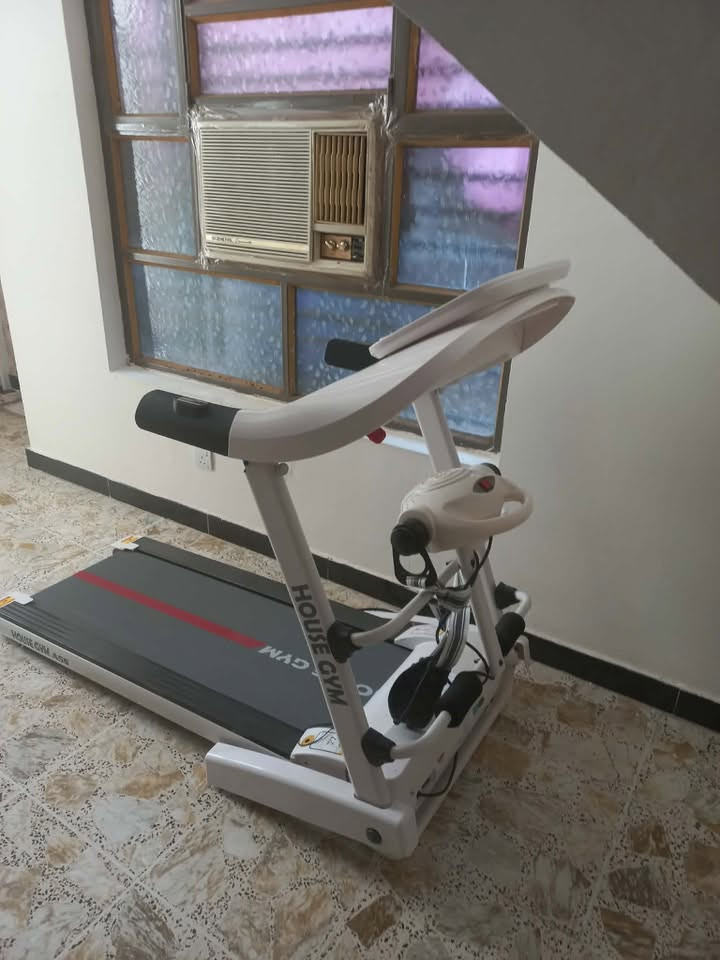 سلام عليكم
جهاز جري للبيع نضيف جداً يتحمل وزن 150كيلو وجبلي 

 مكاني واسط _ كوت للاستفسار ***********
