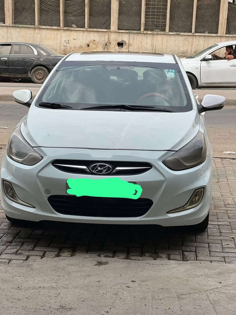 السلام عليكم 🖐️
اكسنت موديل 2013خليجي 
فول موصفات كفالة عامه سيارة 🚘 
كامره وشاشة بلاديات 👈وفتحة 
ماشية (99)حقيقي 🪬تبريد وتدفئة خير من الله 🤲
وكير مكينه خير من الله 🤲حداديه 100/100
سياره احلئ من الصور تجي وشوف بعينك 👁️
سنويه بسمي رقم بغداد ومكان سياره بغداد 
السعر (88) وبيه مجال قليل
رقم (***********)
