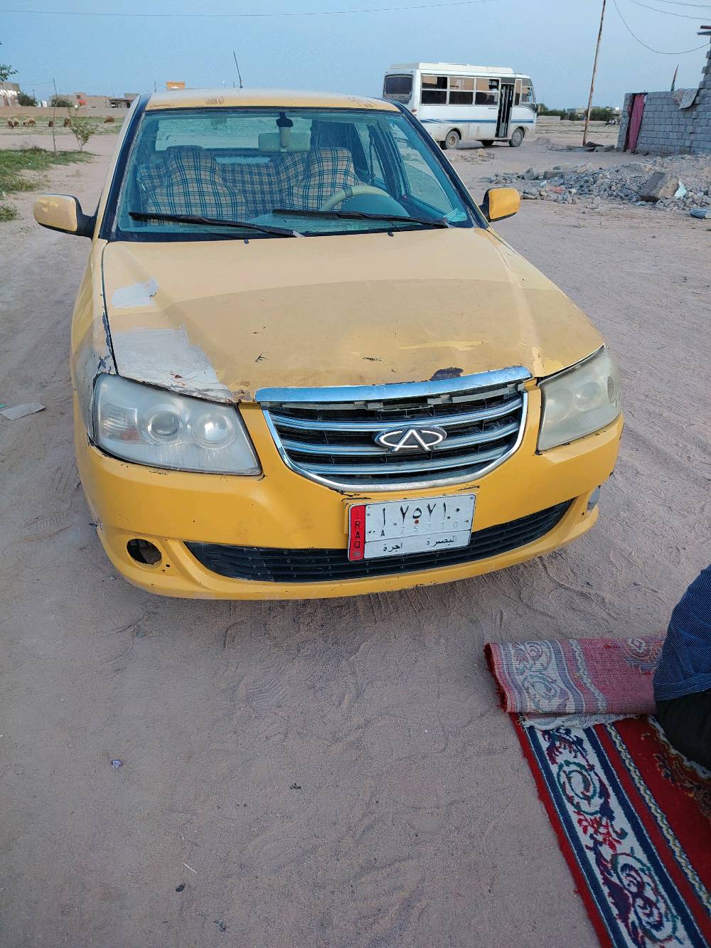 سيارة شيري  كوين  للبيع  مكاني بصره  السعر 14ورقه
شنو الموديل والسنة بالضبط؟ شيري كوين لو شيري QQ/موديل ثاني؟: 
14
بيها حوادث أو رصعة/صبغ، لو البدي والشاصي نظيفين؟: 
نعم
الأوراق شلونها: باسمك لو وكالة/مفكوك، وبيها مرور أو مخالفات؟: 
اصولي 
السعر 14 ورقة نهائي لو بيه مجال للمساومة؟: 
نهائي