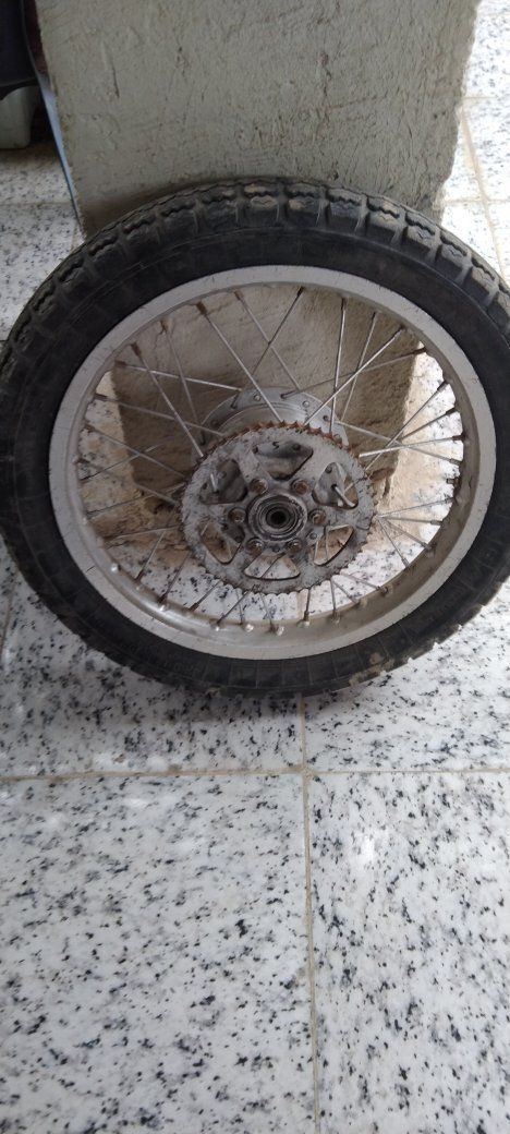 تايرات قفاز ياباني 
جوب إمامي خلفي 
صدر كامل دجبل 200 تانكي جاملغات 
دبلات خلفي 
خرج حياكه 
سيم ويل إمامي خلفي 
سكان تانكي ياماها غزاله 
المكان ميسان توصيل موجود جميع المحافظات 
*********** واتساب
