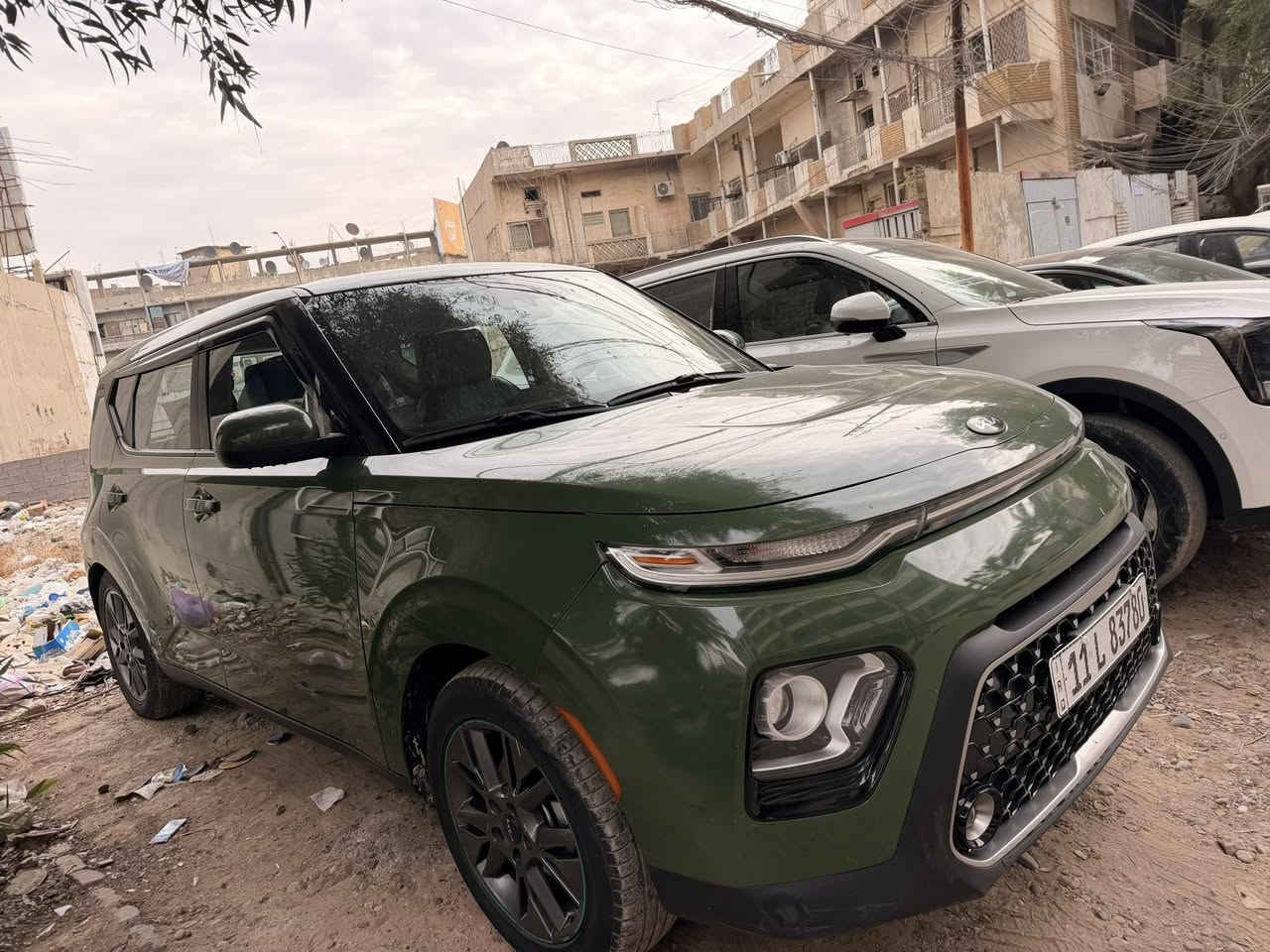 صول 2020 رقم بغداد انكليزي لون مميز اخضر زيتوني حادثها جاملغ خلفي فقط وبيها صبغ بأمريكا موضح بالسونار  بتاريخ اليوم 1-21-2026 الاربعاء. السياره بأسمي من المزاد لليوم ماشيه 77 الف كيلو فول مواصفات ماعدا الفتحة محرك الفين دوش
بغداد كراده داخل
سعرها 138
والي يريد يتاكد من ضربتها هذا رقم الشاصي
KNDJ33AU7L7041753
اخواني الموشراي ليتعبني
***********
