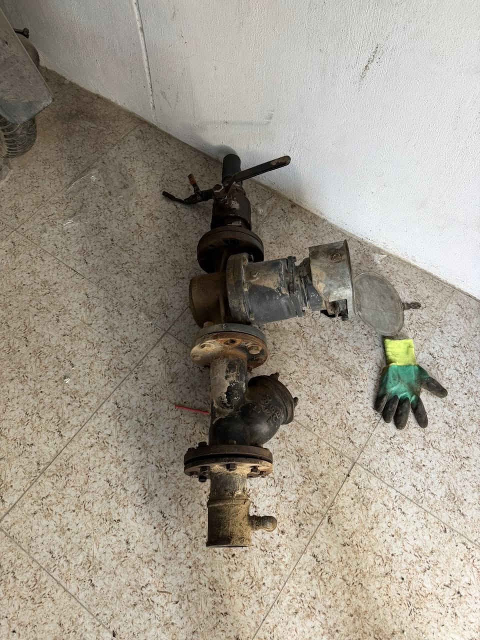 للبيع
عداد  مال كازوايل بعدها جديد بيدون عيب شرط 
بۆ فرۆشتن  عداد کامل  به شرت  به بێ عیب. زۆر پاکه 
به س ئیش گازی پێ کراوە 

***********
***********
