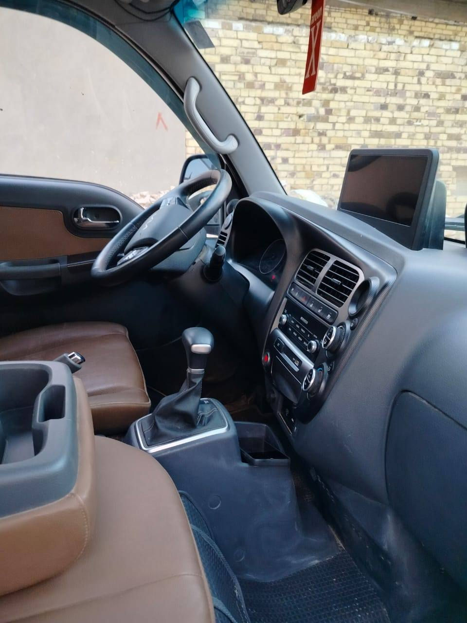 الموديل 24 المواصفات بصمه  مسكر  خط واحد بس غاز كاميرات خلفي وامامي رادار تدفئه تبريد بالكشنات مكينه 3000 السيارة بيها شوية صبغ بربع الباب السايق والعبري 
للأستفسار ***********
***********
السعر ١٨٠ مرقم كامل 
مكانها الديوانية
