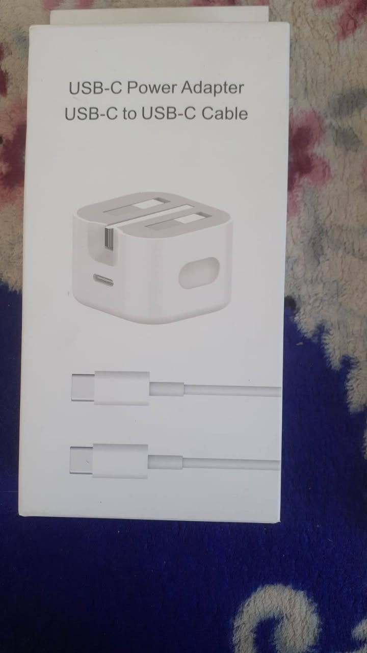 شاحنات ايفون ب 15,الف 
كيبل تيبسي ب 4الف 
توصيل موجود داخل الكوت 
الاستفسار اتصل ***********
