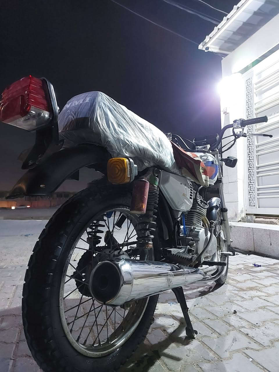 نامه شلامجه للبيع ما مفتوحه كهربائيات كلها شغاله كلك كلك كلك مكاني كربلاء السعر 525 و بيها مجال.   ***********
