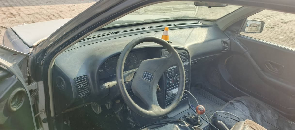 السلام عليكم بيجو روى 2009 مكينه خير من الله اكسل امحور مال ابرنس كير خير من الله العنوان بغداد حي الاصلاح مقابل بوب شام قبل القوس بغداد سعر 23$ وبيها مجال حك جيه ***********
