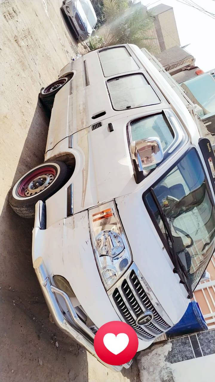 السلام عليكم فتون 2014 حره محوره ونجي مجاول تبريد شغال محور سبلت مصفره هيئه وغرامات ولادينار عليها مكينه كير حداديه جدد بس الاكسن بي ونه
السياره بلاديه كفاله عامه من ظربه من عدى بيها خياسات بلطبربازات
السعر 70 $$$وبيها مجال 
ترهم مراوس حسب القناعه مكاني النجف الاشرف الاستفسار الاتصال بالرقم ***********
