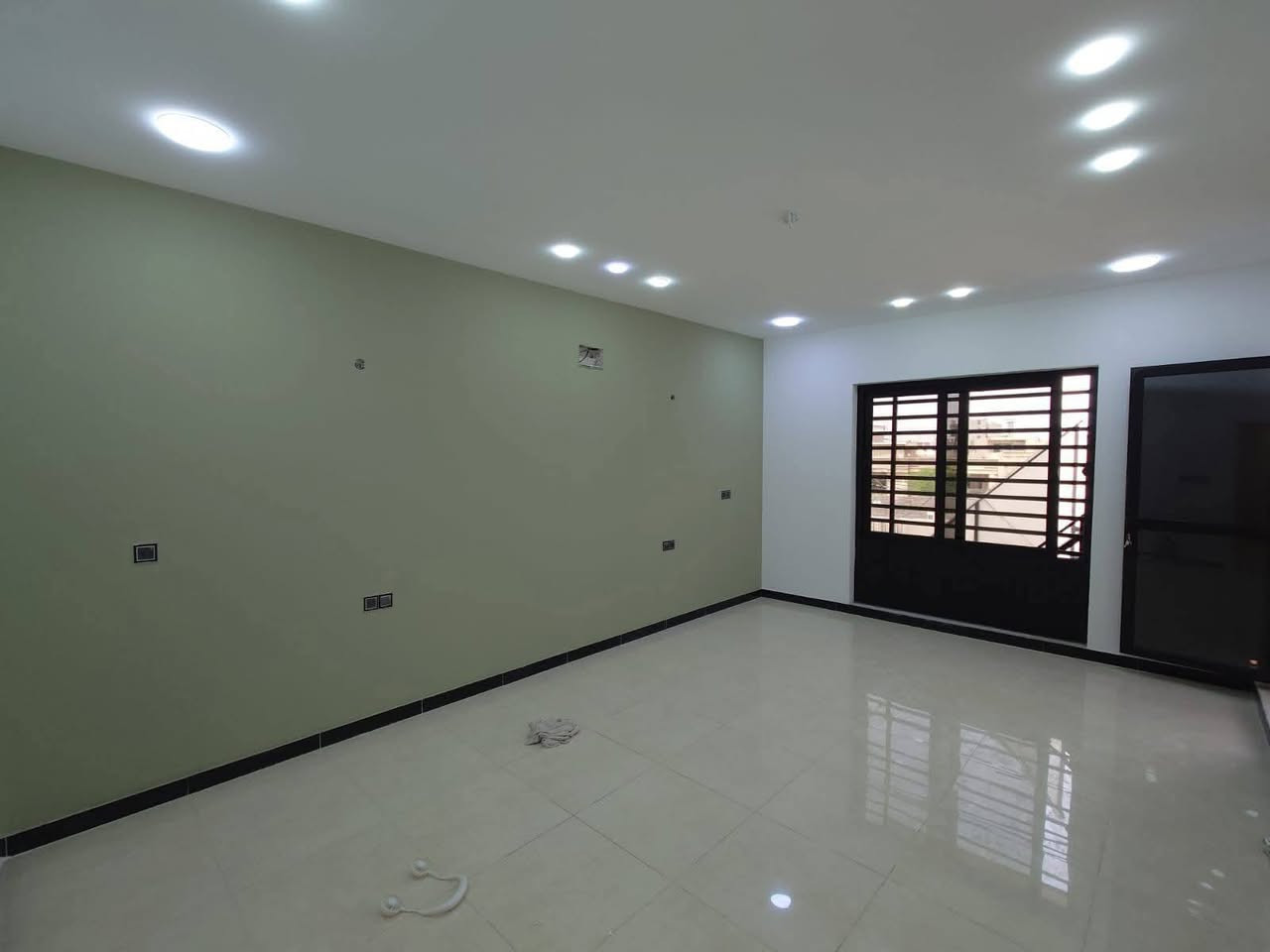 السلام عليكم صبغ وكافه الديكورات بأنسب الأسعار لأستفسار *********** أو خاص او الرقم بي واتساب حلة, بابل
