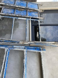 يوجد سكلة طابقين للبيع نضيفة لحيم مابيها الاستفسار على الرقم ٠٧٧٠١٧٩٠٩...