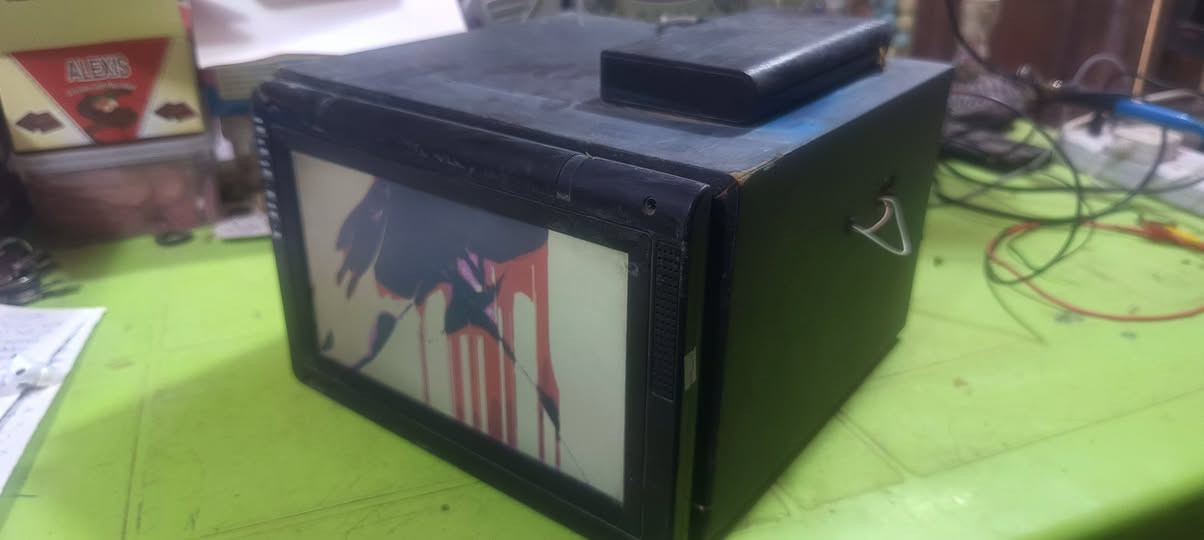 محور ستلايت وبور بنك 12 فولت تحويله بداخله شغال بس شاشه مكسوره السعر 30


**إذا كنت صاحب هذا الإعلان وتريد حذفه لأي سبب، رجاءا أرسل رسالة إلى الدعم الفني**