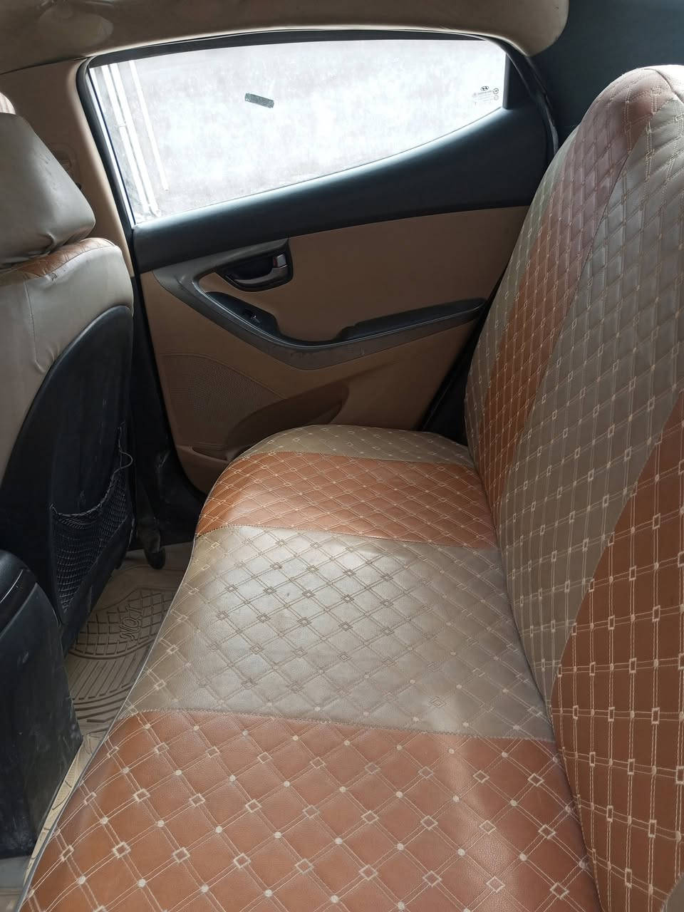 النترا 2012خليجي مكينة 1600 تدفئة تبريد شغالات  رقم مثنى مشروع وطني تداور اي محافظة بيها قطعتين جاملغ وخسفات بحوض الجنطة تعمير بسيط 95 وبيها مجال قليل
***********
