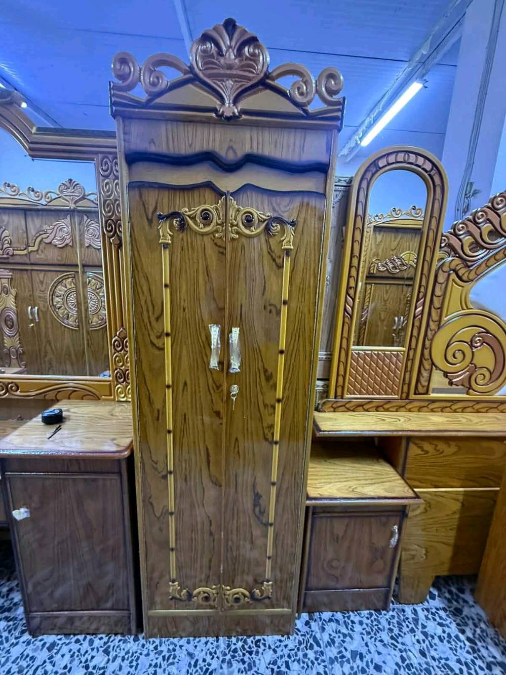 غرفه عراقيه صاج للبيع مامستخدمه نهائيا 900 وبيها مجال مكانها الاحسنيه شد ونقل مجاني داخل بغداد فقط باقي المحافضات بفلوس