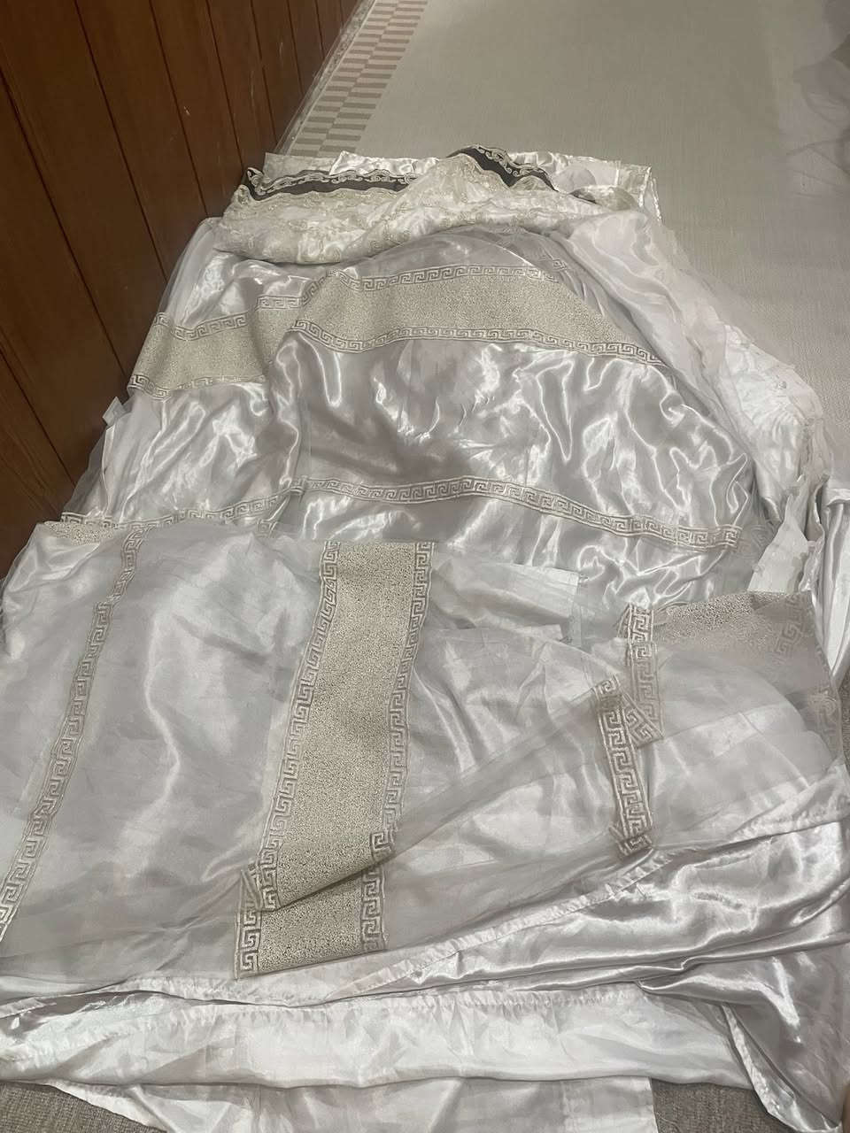 ١٥ بردات يكفون شبابيك كبار مغسولات ونظيفات الي يريدهم توصيل يدفع ٥ توصيل وهنه سعرهم بلاش ١٥


**إذا كنت صاحب هذا الإعلان وتريد حذفه لأي سبب، رجاءا أرسل رسالة إلى الدعم الفني**
