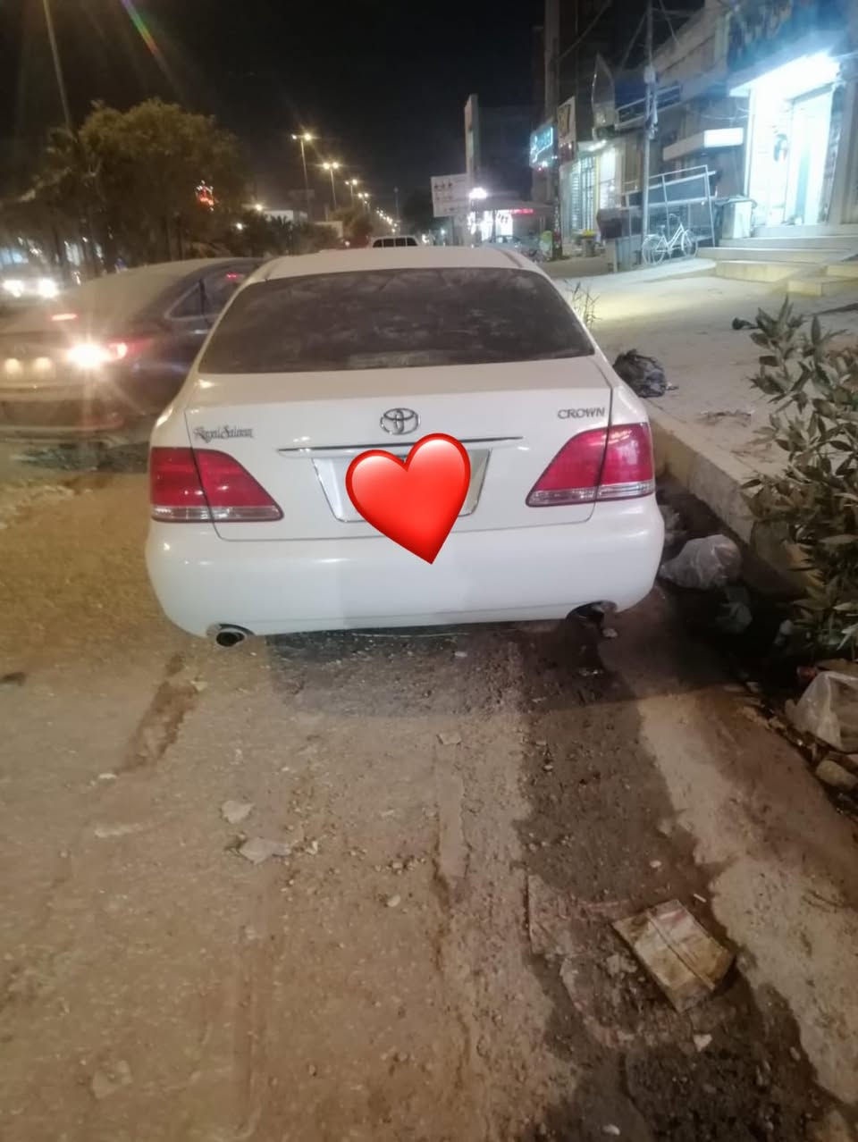 شاهينة ادوات مكفوله
موديل ٢٠٠٧ 
سعر ٥٠ ورقه وبيها مجال 
مكانها ديوانية
***********
