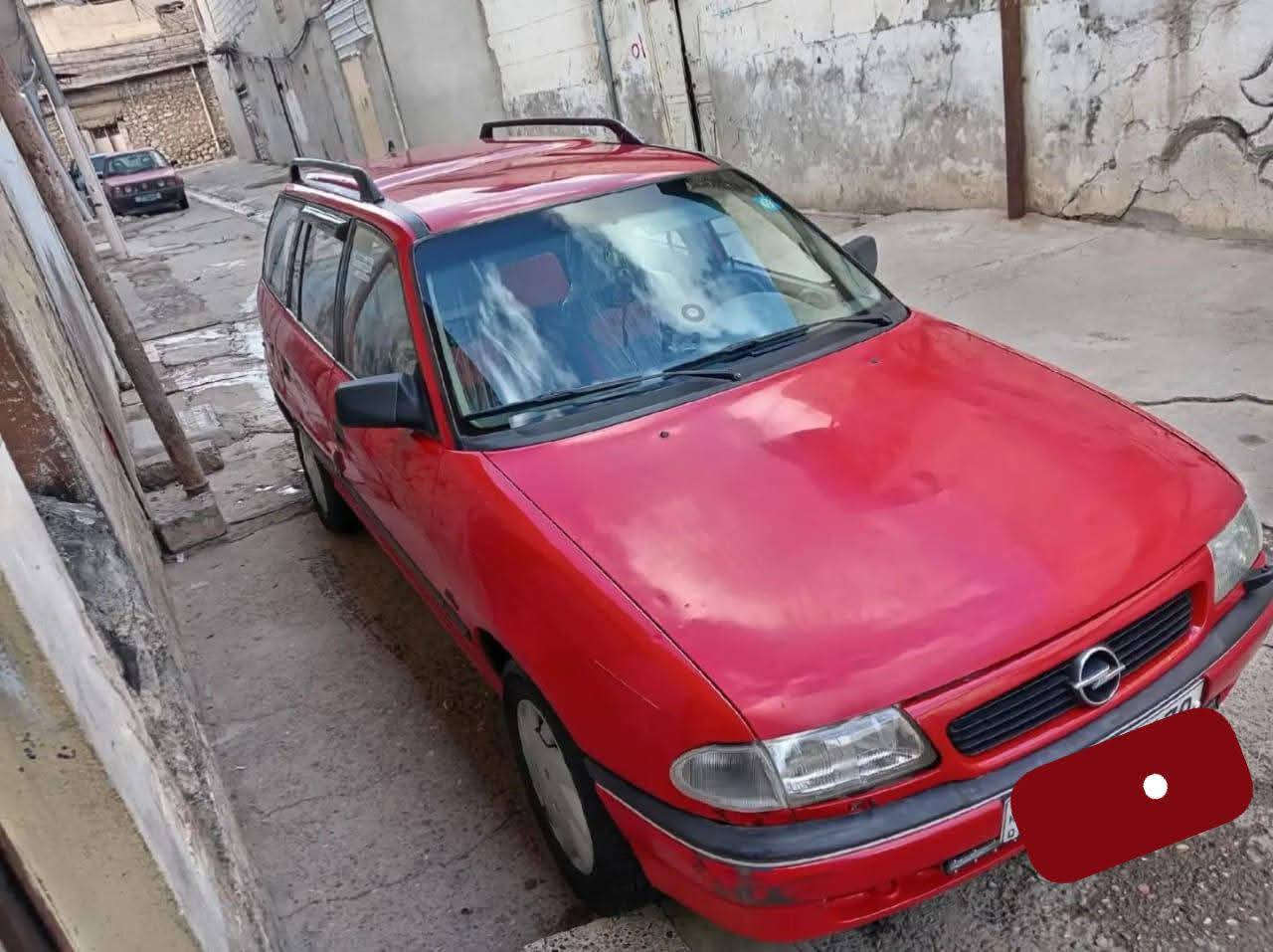 اوبل استرا ستيشن 🚘
رقم بغداد  ✅
سنويه جديده عضم
 كاربون بانزين  ⛽ 

محرك وكير شرط ✋ 
♦️كير عادي
♦️حجم 16

السياره بلاديه مابيها صبغ والكشر كدام العين 👀
#سياره حلـِۈه وجاهزه ماعايزها بس ستر •اللّـہ̣̥ مال جناي ✋

المكان موصل الايمن حي الرساله 🚶‍♂️# ***********
