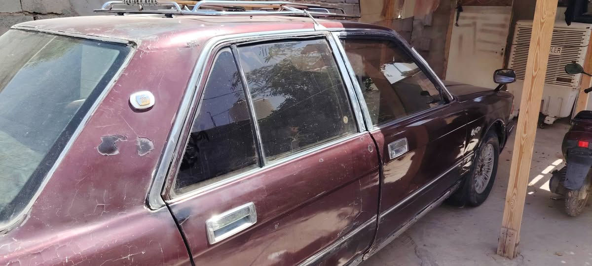 سوبر سيدان موديل1991
بأسم المالك تحويل ثاني يوم مكفوله مكينه 2ونص سياره جاهزه من كلشي تبريد جام كهربائي  محرك نضيف بدون اي نقص بس دهن وبانزين السعر 36 وبيه مجال بسيط مكانه كربلاء
للأستفسار على هذا الرقم واتس اب واتصال مفتوح 
***********
***********
