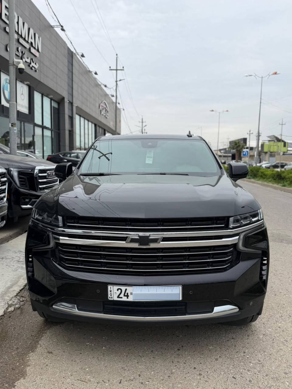 تاهو LT  : 2024 . (خليجي وكاله المنصور) 
المحرك : .V8.5.300 . 
       
الرقم : دهوك 
(مغلفه افلام حمايه PPF بالكامل ضمان 10 سنوات وكتاب تظليل 80‎%‎ من المرور  ومكفوله كفاله عامه من كلشي)

مـواصـفـات LT
دبل اكسل
حساس امامي خلفي
كامرة ٣٦٠ درجة 
مانع تصادم 
تحديد مسار
تدفئة مقود 
ثلاجة
شاشة كبيرة
دعامية بريمير
جنطة كهرباء
مقاعد كهرباء 
 العلامة السودة (وجه القمر)
( السيارة كفالة عامة وضع الشركة )

وكالة المنصور ( بعدها تحت ضمان الشركة )

مكان السياره / اربيل شارع 40

للاتصال 
***********
***********
