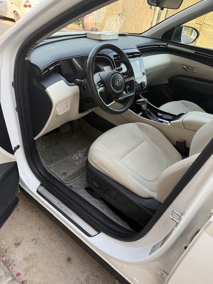 توسان موديل 2024  رقم اربيل 
السياره كفاله عامه 

بصمه 
مكينه 2000
تشغيل عن بعد 
كراسي كهرباء 
اريل نفكيشن
بردات خلفي 
كيجات ديجيتال 
حساس امامي خلفي 
كامره ، شاشه

السعر  215$ قفل 

اتصال 
***********
النجف الاشرف
