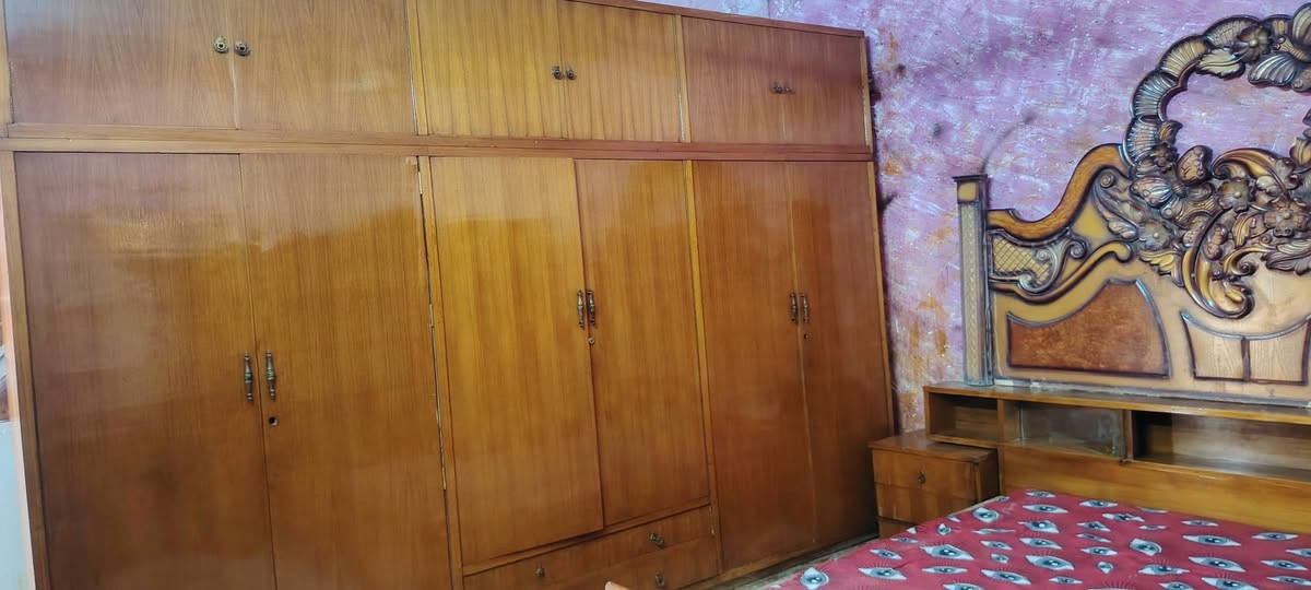 غرفه صاج عراقي نضيفه ٦ابواب ملحق تسكام الضهر جرجوبه براغي السعر 450 الف المكان الحسينيه الراشديه بغداد بوجد توصيل بل اجره التواصل على الرقم ***********
