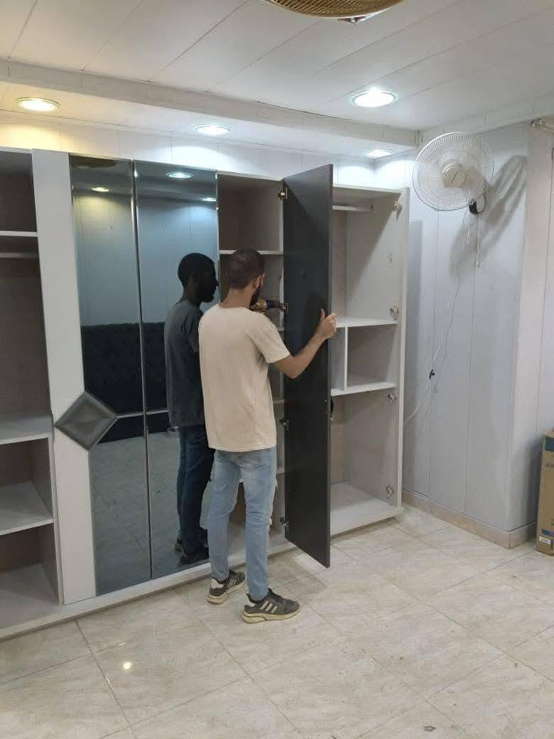 شركه العهد🌹 لنقل الاثاث في كربلاء وخارج كربلاء ***********‬‏ اتصال/واتساب *********** اتصال/ واتساب
ويانه💚كلشي سهل باذن الله 💚
 من نقل الاثاث العام 🌹والتحويلات من بيت💚الى بيت اخر 🌹🏘️ 
ومن كربلاء والى المحافظات او بالعكس 
﴿متواجدين 24 ساعه ﴾
 توجد سيارات (هينو كيا بنگو/هينو🚛 /كنتر🚐) وكادر كامل من العمال الموهوبين في حمل الاثاث🦸🥷
#ملاحظه{{نتحمل كافه السيطرات}} 
{{والتحميل بما #يرضي الله #ويرضيك}}.
يوجد نجار يفتح ويشد الغرف (1-العراقي_2-التركي_3-الماليزي_4-المصري)

ويوجد ايضا نجار فتح وشد وفتح(السبالت #وبخبره_ممتازه_جدا) 
ما عليك غير انه تتصل وتدلل خلال دقايق تجيك قائمه العمل
 والاسعار وانت تختار الي يعجبك... 
وعند الاتفاق عليك الجلوس
 واحنا في خدمتكم
..وكل شي حسب الاتفاق 
*********** إتصال وتساب
*********** إتصال وتساب
عنوان الشركه كربلاء
ملاحظه: يوجد كادر متخصص بتنظيف البيوت والشقق السكنيه قبل نقل الاثاث
