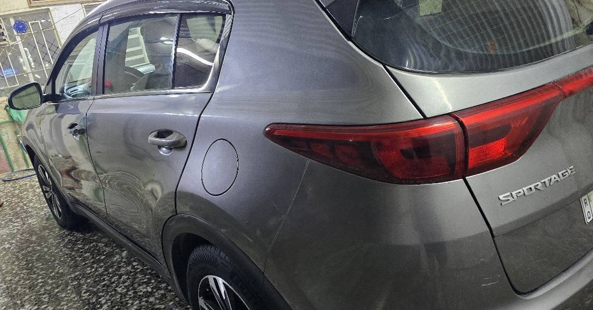 🚗 للبيع أو المراوس يفضل هايبرد – Kia Sportage 2018 وارد أمريكي 🇺🇸
سيارة نظيفة واستعمال شخصي، بحالة جداً ممتازة وما تحتاج أي فلس.
السعر ١٤٥ ورقة وبيها مجال
المواصفات:
✔️ تشغيل بصمة
✔️ شاشة كبيرة
✔️ تحكم ستيرن
✔️ تبريد شغال 100% ❄️
✔️ مكينة وجير ممتازين
الصيانة:
✔️ كمبريسر جديد
✔️ راديتر جديد
✔️ بخاخات + صوندة جديدة
✔️ صدر أمامي جديد
✔️ بطارية جديدة
✔️ مي راديتر جديد
✔️ تخم تايرات جديد
✔️ تخم ويل أمامي جديد
📌 الرقم إنكليزي جديد
📌 سنوية لحد 2030
📌 السيارة ما بيها أي نقص وجاهزة للفحص
ملاحظة بكل أمانة: كان بيها شخوط  وجراد من اخذتها، وتم صبغ بعض الأماكن  بدون حادث مؤثر (ما عده الحادث).
💰 البيع حزام صبغ
📩 للتواصل خاص بغداد, العراق


**إذا كنت صاحب هذا الإعلان وتريد حذفه لأي سبب، رجاءا أرسل رسالة إلى الدعم الفني**