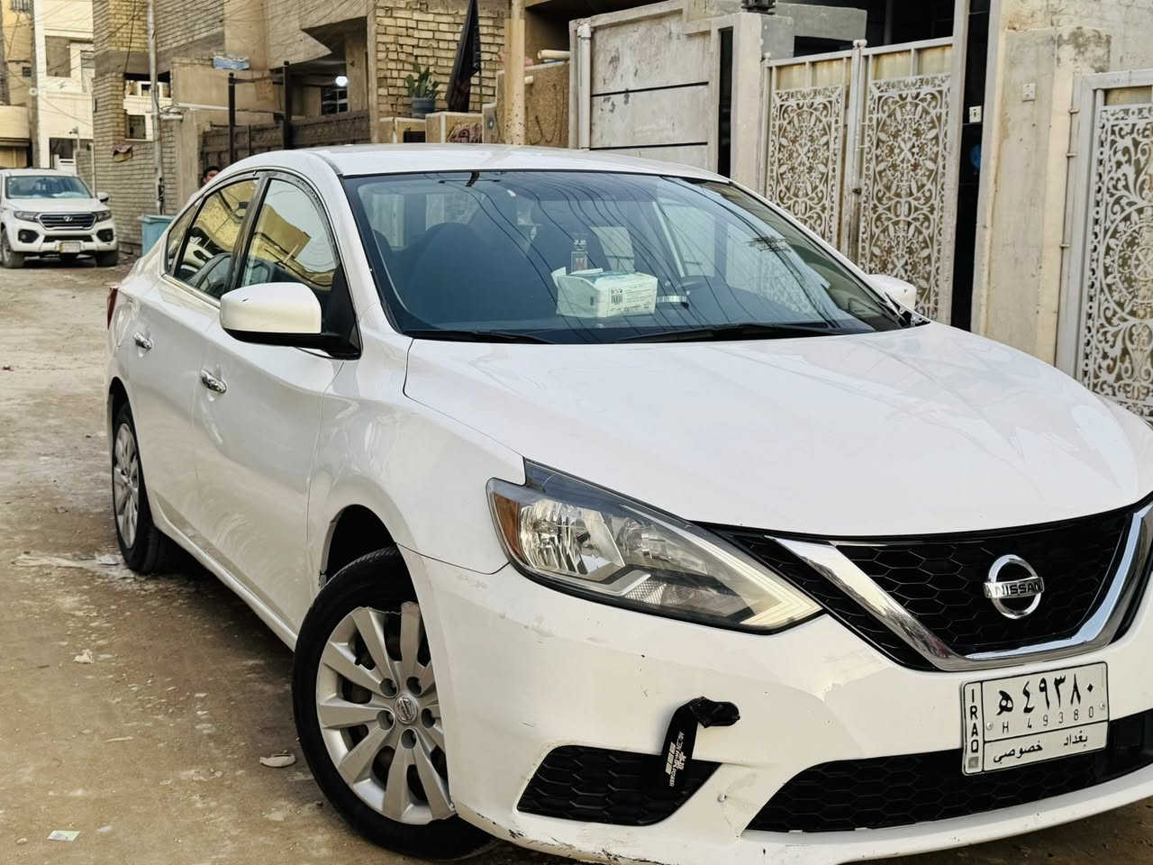نيسـان سنترا موديل 2018
وارد امريــكي 
ماشيه 100الف
محرك 1800
العنوان بغداد 
السعــر 107وبيه مجال

***********
