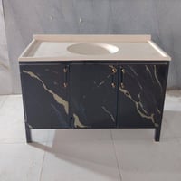 متر و٢٠ • مرمر