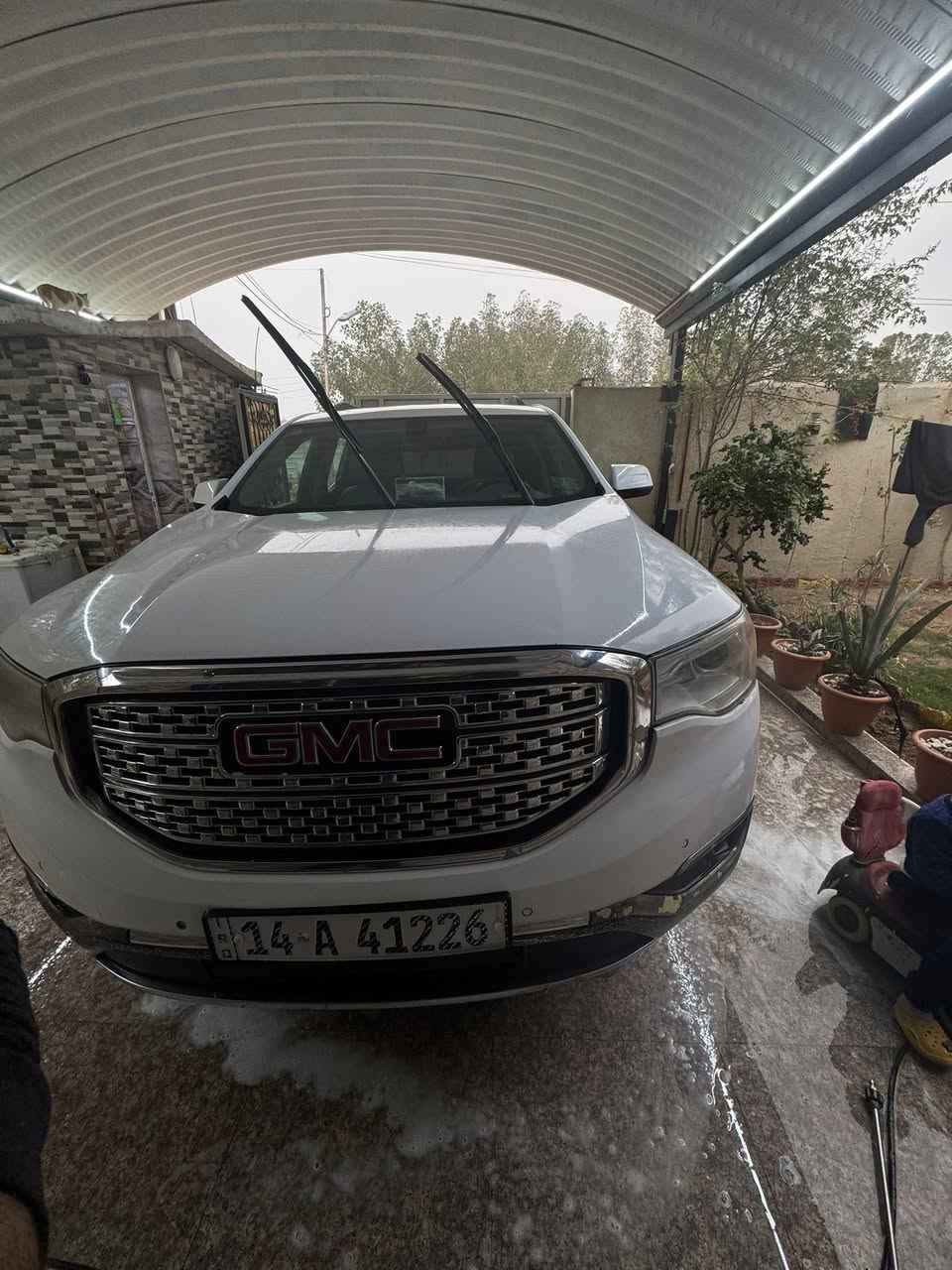 سلام عليكم
جمسي اكاديا فئة SLT  

موديل 2018

وارد أمريكي 

حادث جاملغ امامي ايمن فقط

صدر امامي خلفي جديد 🔩

مكينه 6سلندر3600

رقم سياره  بصرة دولي 🌏

ماشية 155 الف

تبريد3قطع

7راكب  كشنات كهرباء

بصمه تشغيل عن بعد 

صندوق كهربائي ⚡️ 

تخم تاير جديد 

كير محرك جديد بشرط

سنويه و هزه جديدة

العنوان البصرة   
السعر 200$

رقم//***********
