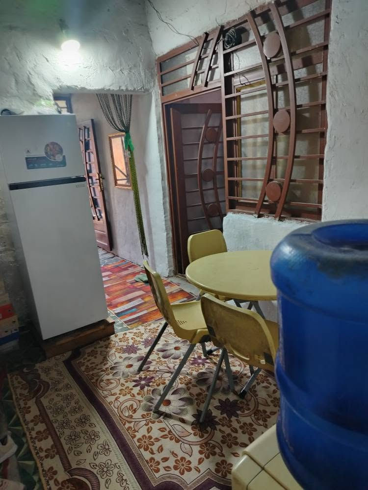 السلام عليكم
دار لبيع يصلح حسينية اوسكن كربلاء طريق السيدة زينب ع مقابل عامود 315 بين الجريه و العطيشي يم جسر الابراهيميه ثاني فرع عن عن جسر الابراهيميه
يبعد عن شارع المشايه 400متر
يبعد عن الإمام ١٥دقائق بالسيارة ١٠كيلو متر
طابو زراعي سند 25 إقرار محكمة
المساحه ٧٥ متر
السعر ٢٧ مليون ابسعر القطعه 
استقبال وغرفه وصاله ومطبخ والصحيات اوطارمه اساس صب البناء بلوك السقف عكاده بس صاله سندويج #كامل_الخدمات كربلاء, العراق


**إذا كنت صاحب هذا الإعلان وتريد حذفه لأي سبب، رجاءا أرسل رسالة إلى الدعم الفني**