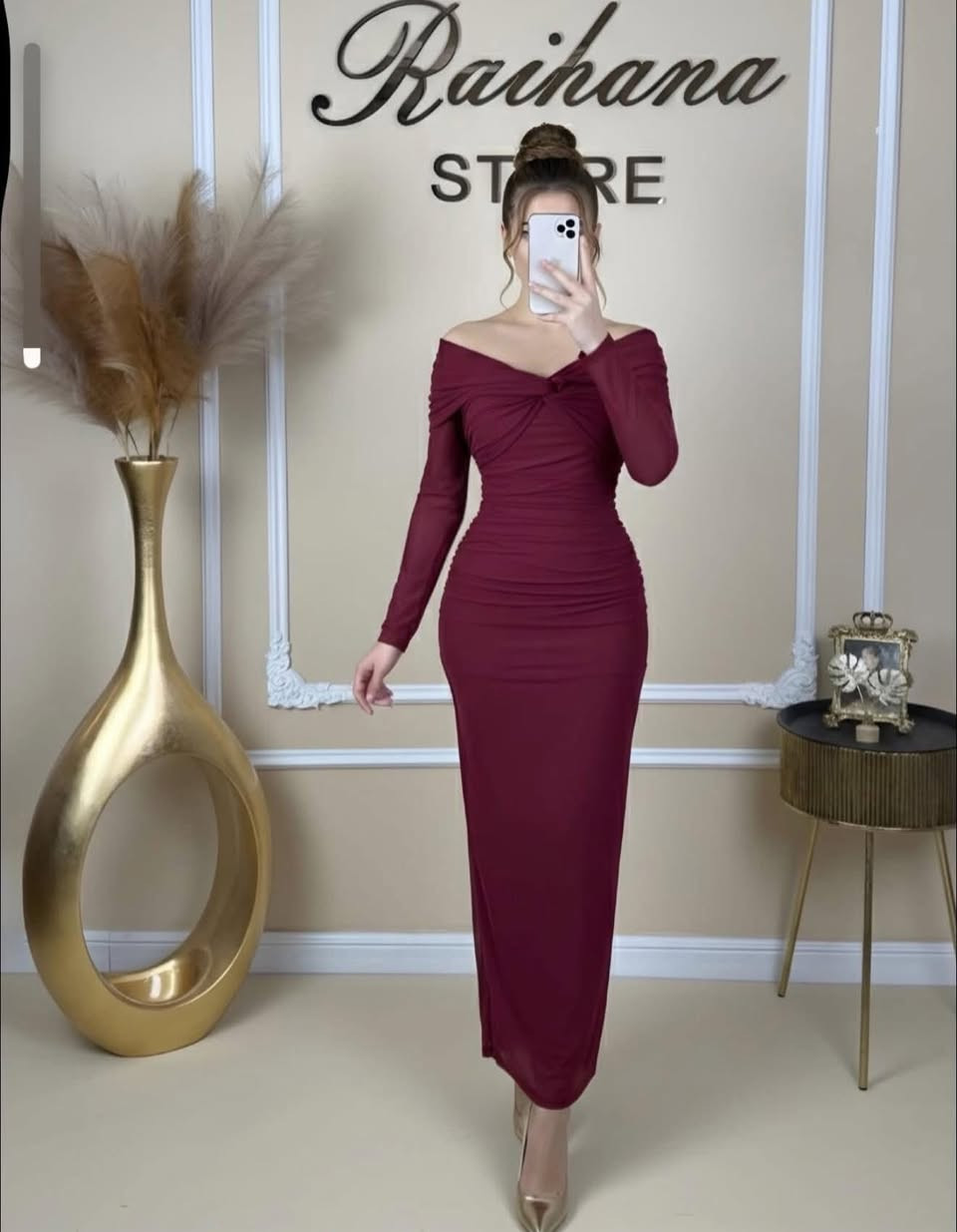 فستان عيد الحب ❤️فستاني يجنن بلبس بنات لبسته ساعتين وكلش جديد للبيع 
القياس ميديم يلبس وسمول


**إذا كنت صاحب هذا الإعلان وتريد حذفه لأي سبب، رجاءا أرسل رسالة إلى الدعم الفني**