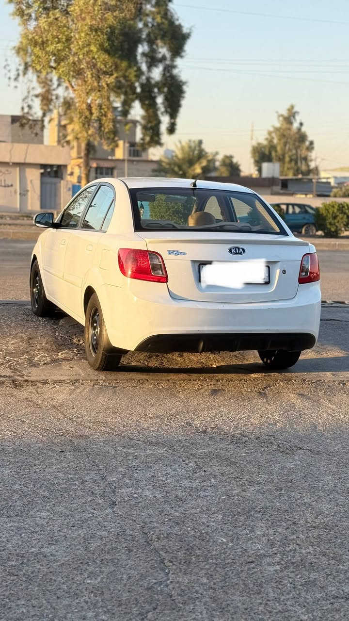 السلام عليكم
كيا ريو
موديل 12
رقم اربيل أنكليزي بسمي 
مكينة 1600
مكفولة كفالة عامة بدول صبغ 
جاهزة 
مكينة 
كير 
تخم تايرت
السعر (110) وبيها مجال
رقم الهاتف ***********
كورك. ***********
