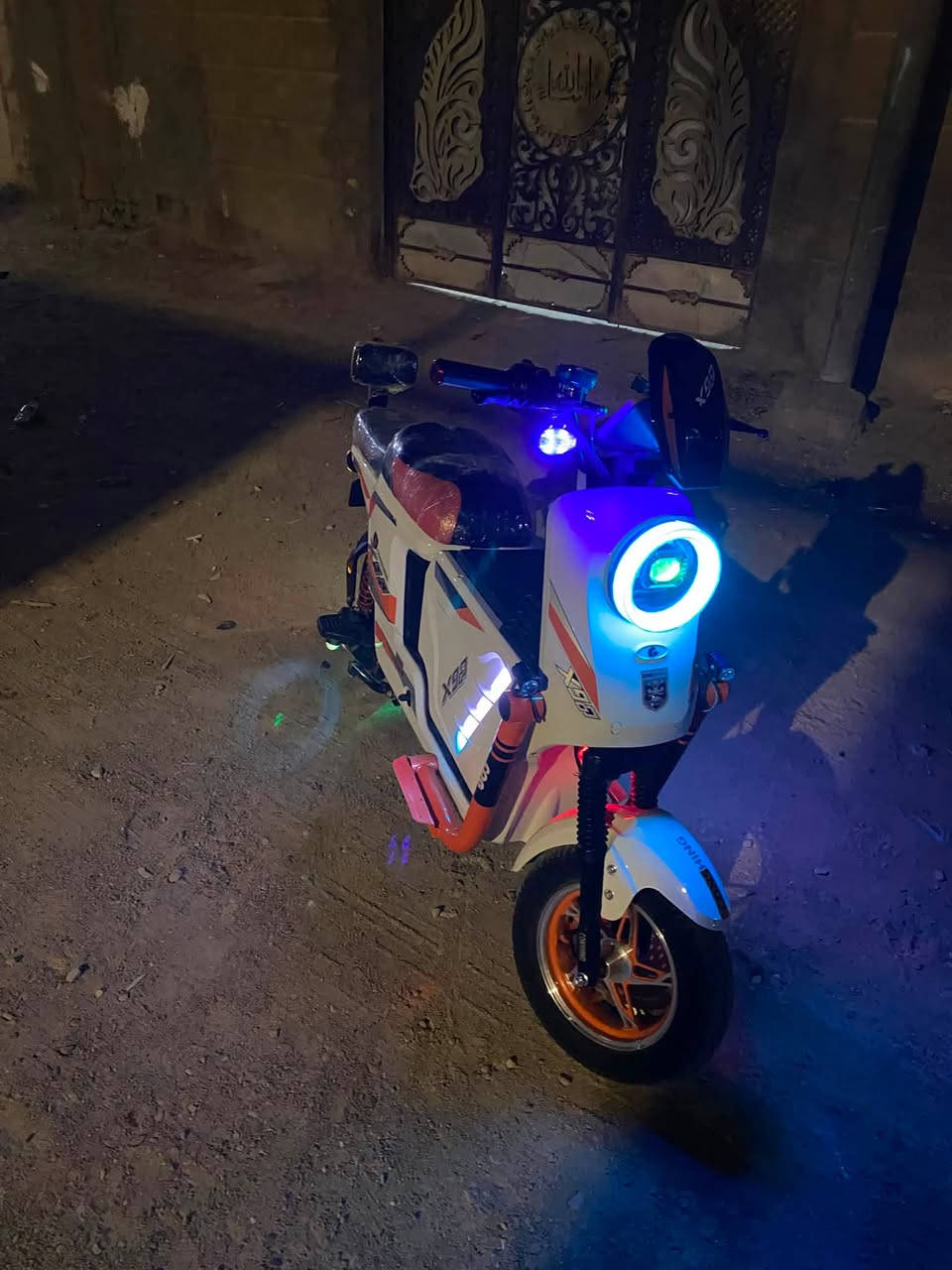 للبيع x900 مكان الزبير السعر 450
