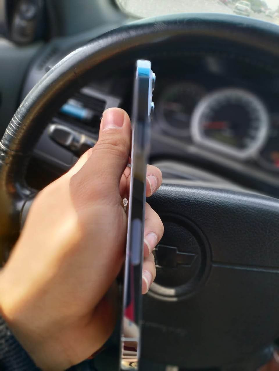 السلام عليكم  13 برو ماكس 
جهاز خير من الله نضيف فول نضافه 100/100
بطارية 79 وشرط انسه الصرف 
نموذج M امريكي 
مبدل شاشه فقط وتروح تفحص وين متريد واذا بي شي غير الشاشه تاخذه مجاني 
عنواني نجف كوفه حي ميسان ***********
السعر 550 النجف, العراق
