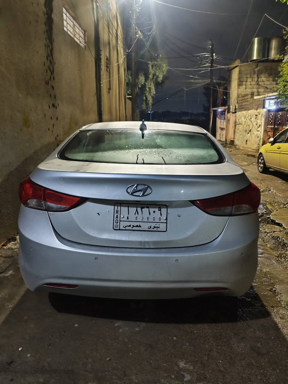 السلام عليكم
افانتي للبيع موديل 2012
السيارة بأسمي 
صبغ عام بسبب الترقيم 

بدون ضرر 

فول توماتيك
كابون بانزين ورقي والكتروني

مكينة GDI

مكينة وكير بشرط 

سعر85

0781 717 4715
