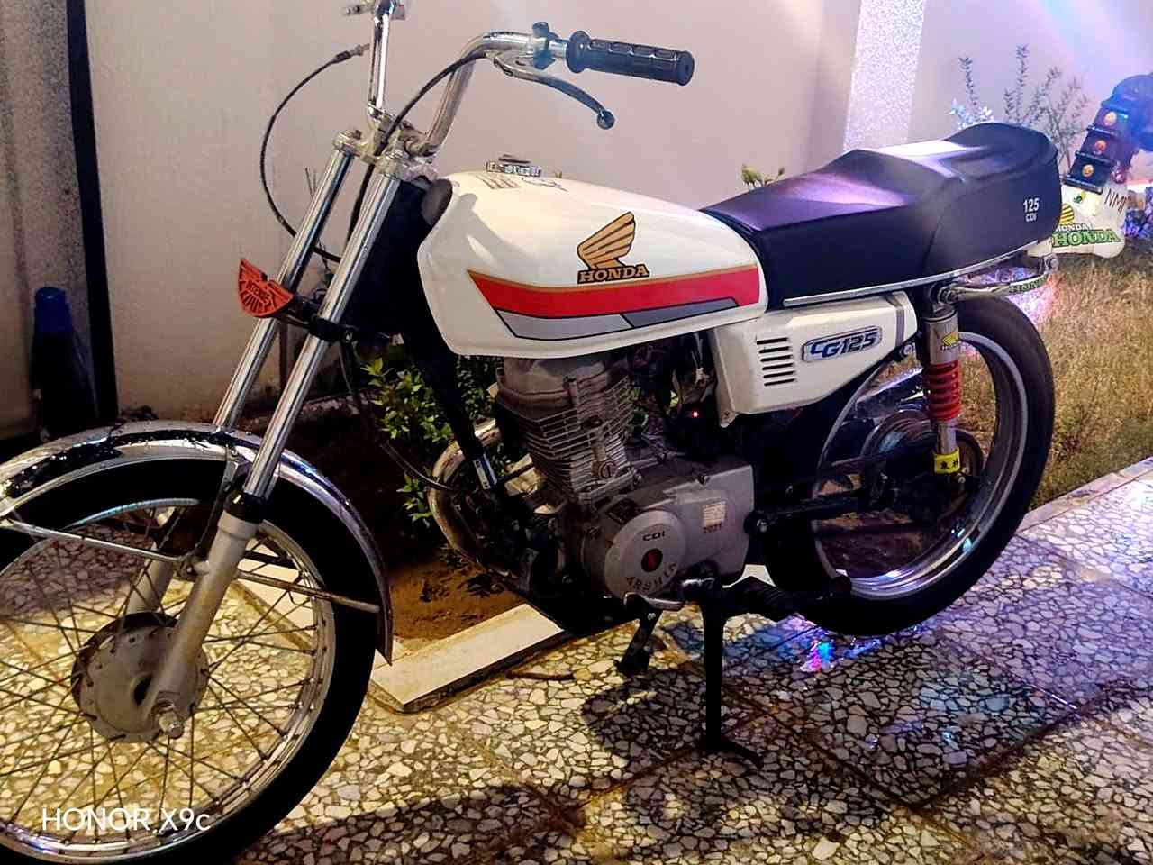 سلام عليكم دراجه اربعه كير للبيع موديل ٢١ اوراق كامله سعر ٦٥٠ بيع متوازي مكاني نجف 📞***********
