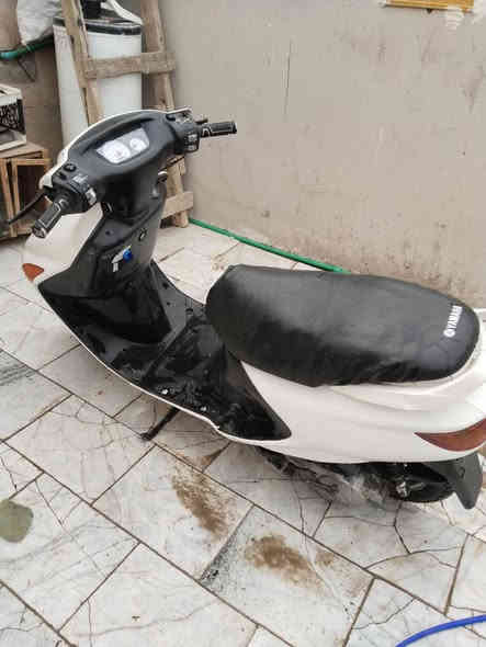 دراجه نضيفه وكلشي شغال بيه نكره سلف للبيع السعر 350 وبيه مجال الدرجه مفتوحه مكان نجف قضاء المناذره ***********
