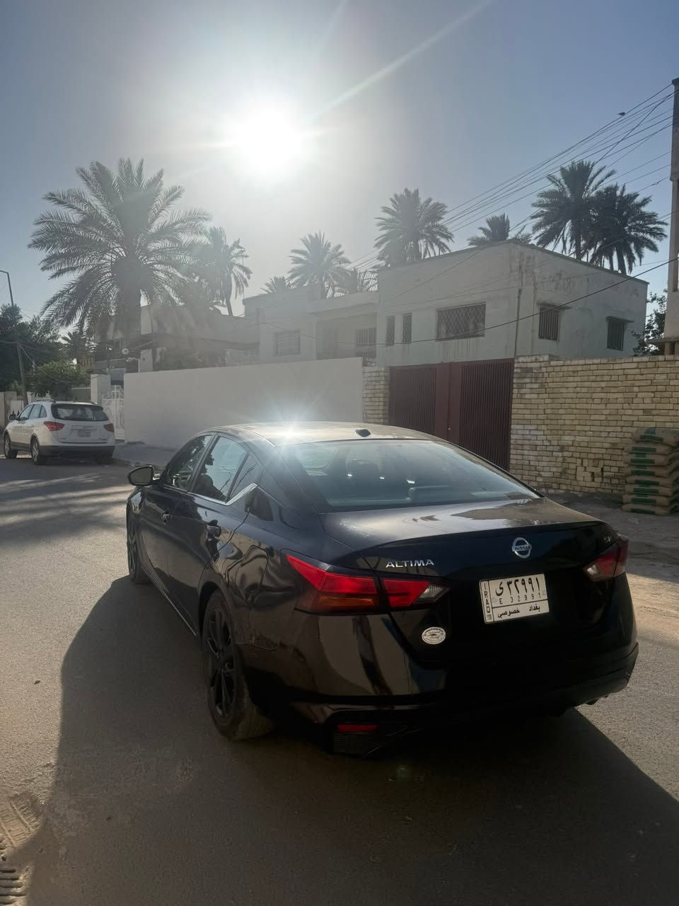 نيسان التما SR 2021  السعر 102 بيها 4 قطع فول مواصفات عده الفتحه كشنات جلد ومخمل كهربائيه بصمه رداردات جانبيه وامامي خلفي  شفتات بل ستيرن مانع نصدام فول  فول ما عده الفتحه تبريد ثلج   صدر امامي95%
الخلفي 60%
دهن جديد 
 ***********مكان
سياره بغداد الاعظميه ممتواجد فيس
