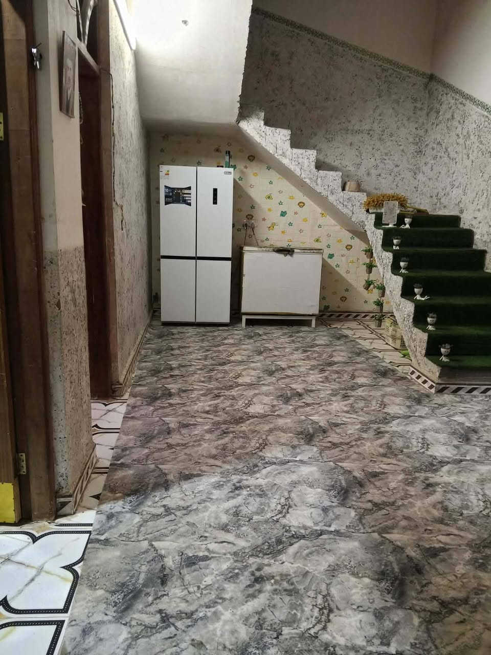 يا الله يا رزاق 

  من رخصة الأدمن المحترم 

    بيت طابقين نقص بس الستاره مساحه 200   متر مربع. 

      موقع ممتاز على مربع خضراء بالفلاحيه حي الأمام ألرضا  ع

       منطقه كاملة الخدمات كما موضح في الصوره وتجي وتشوف 

ألسعر 170 وبي مجال للشراي ألأتصال على الأرقام الآتيه 

***********

***********

وبالعافيه عاليشتري
