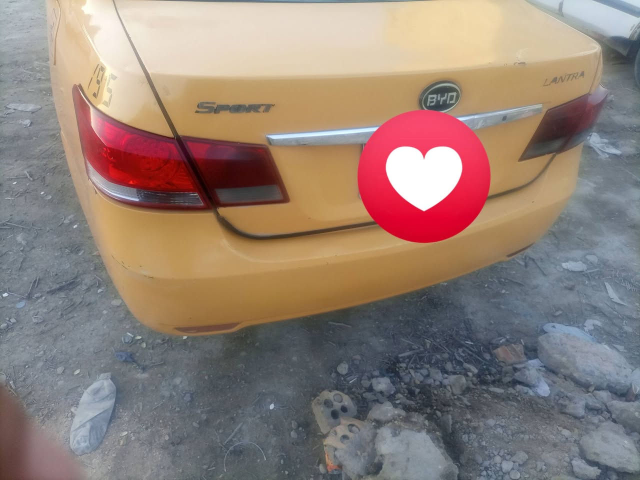 بيوايدي 13 جي 3 كير عادي رقم انكليزي بغداد  محرك وكير مكفول تبريد شغال سياره مصبوغه عام غير مكفوله سياره تحويل مباشر سعر 37 وبيها مجال مكان السياره بابل ***********
