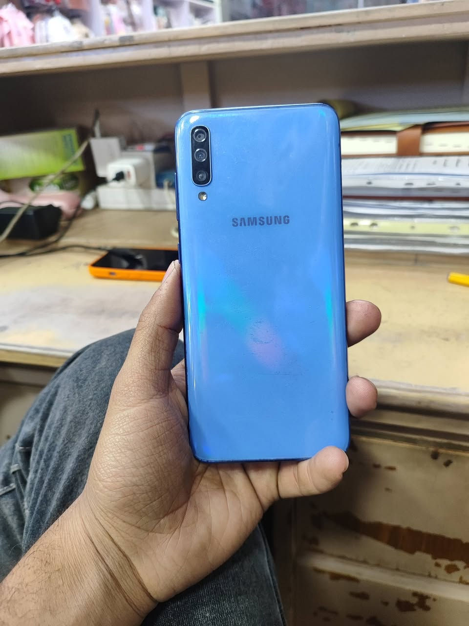 السلام عليكم تلفون للبيع كلكسي A70 ذاكرة 128
السعر 150 وبي مجال

للتواصل واتساب ***********

او تواصل خاص
