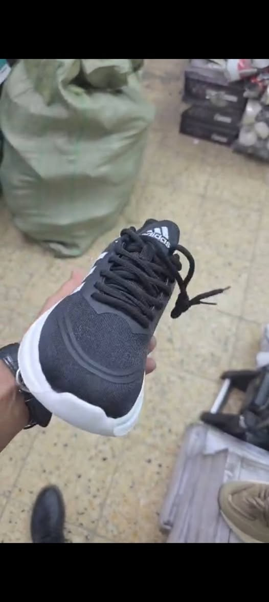 اديداس اندوسيا تحفه
 خفيف طبي نسائي تصفيه محل 

قياس الي متوفر ٣٥ ٣٦ ٣٧ ٣٨ ٣٩ ٤٠ 
السعر ١٠ توصيل بغداد والمحافظات 5


**إذا كنت صاحب هذا الإعلان وتريد حذفه لأي سبب، رجاءا أرسل رسالة إلى الدعم الفني**