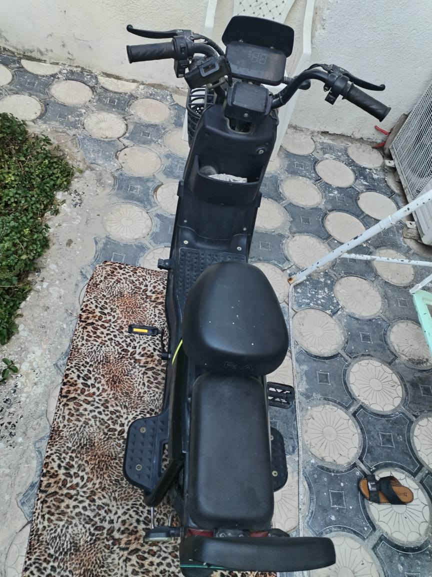 السلام عليكم دراجه شحن للبيع السعر ٣٢٥ مكاني النجف الاشرف  *********** النجف, العراق
