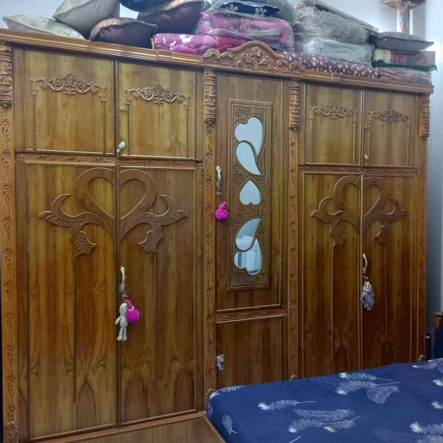 لا السلام عليكم غرفة عراقيه للبيع نظيفه جداً مستخدمه استخدام قليل جدا السعر 850 وبيها مجال قليل جدا ‏‪***********‬‏ واتساب فقط العنوان الديوانية حي العسكري الثالث شارع جامع زين العابدين
