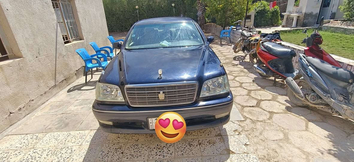 كراون ملكه رقم بصره بسمي سعر ١٢٠ وبيها مجال مكان الديوانية غماس ***********
